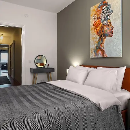 Апартаменты Luxury & Fully Equipped 3br Apt. In Sisli *