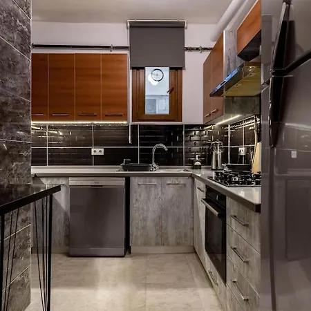 Luxury & Fully Equipped 3br Apt. In Sisli Апартаменты Стамбул